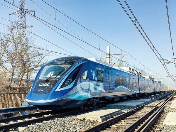 氢能列车成功试运行，旋转圆盘电极国产化，2024中国氢能应用大爆发！
