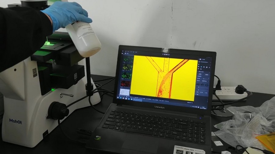 微流控技术中的显微成像和高速相机
