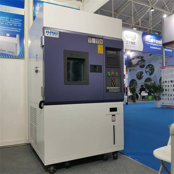 鼎思安全用品制造（广州）有限公司选择爱佩科技150升氙灯老化试验箱