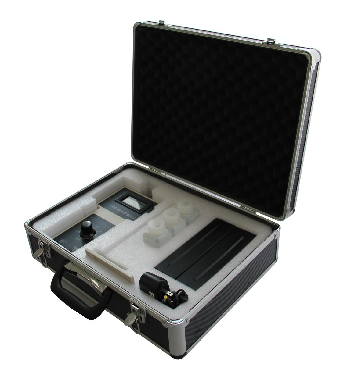 XY-300A型便携式水硬度仪用于大、中、小型水厂及工矿企业的生活或工业用水的水质硬度检测