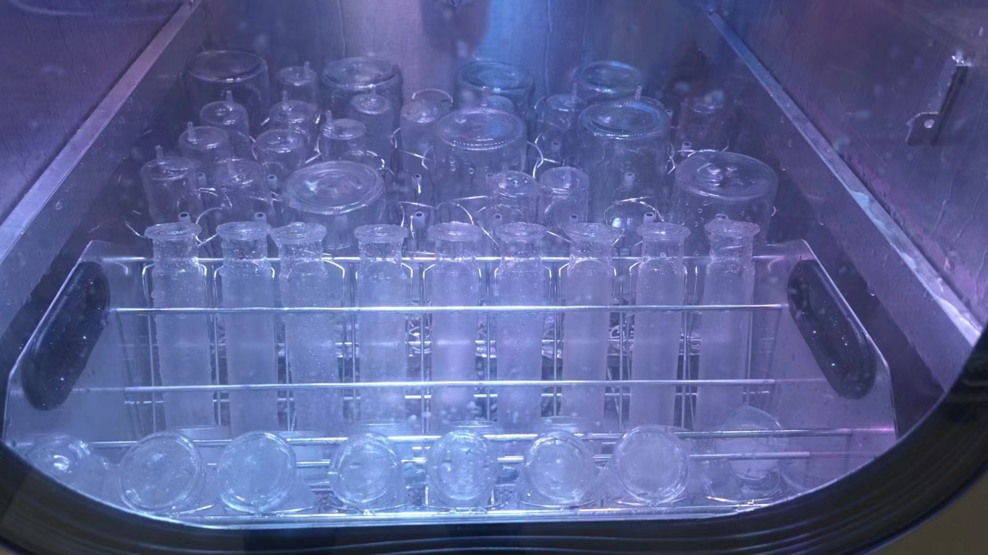 实验室全自动玻璃器皿清洗机维护保养