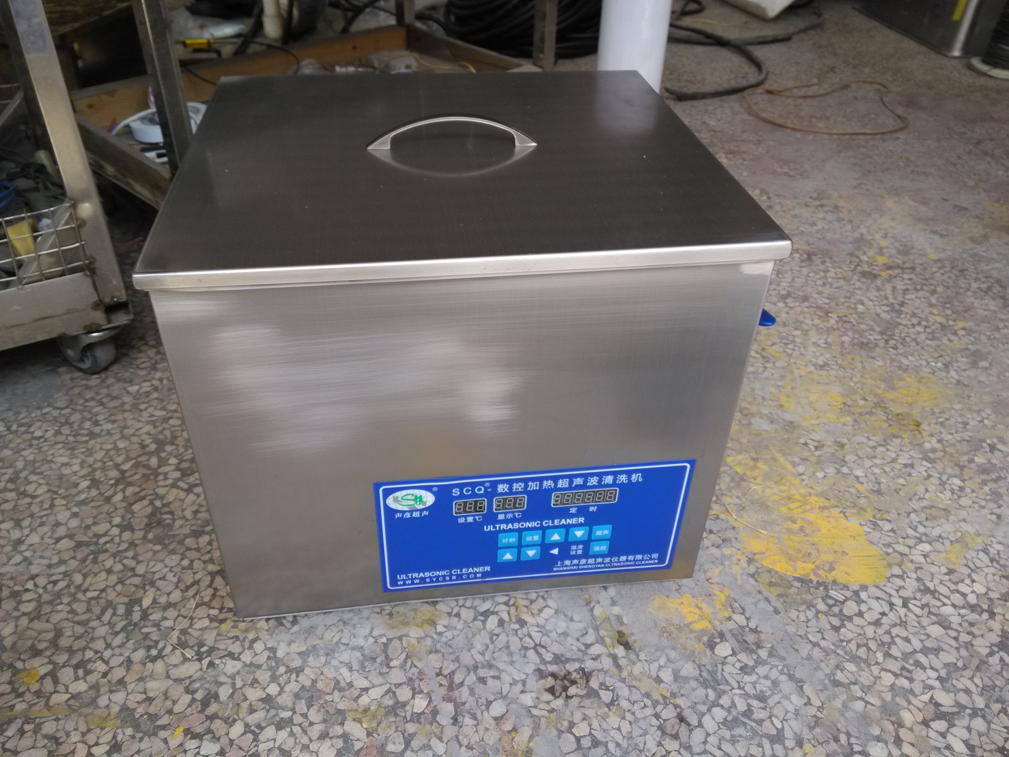 实验室超声波清洗机SCQ­6201