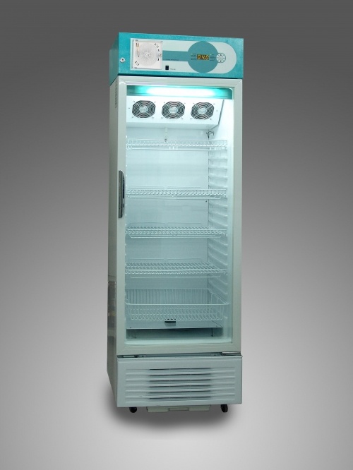 XC-240L血液冷藏箱