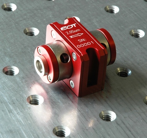 EOT 1900-2100nm高功率法拉第旋转器 旋光器 光隔离器