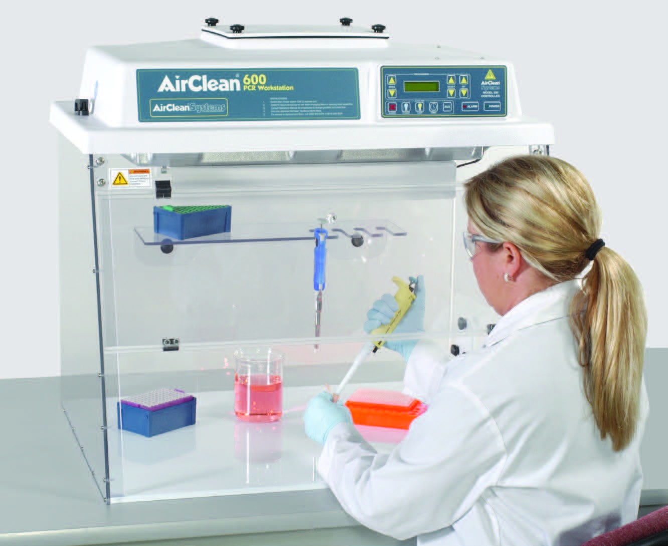美国AirClean AC600LFUV 组合式PCR工作台