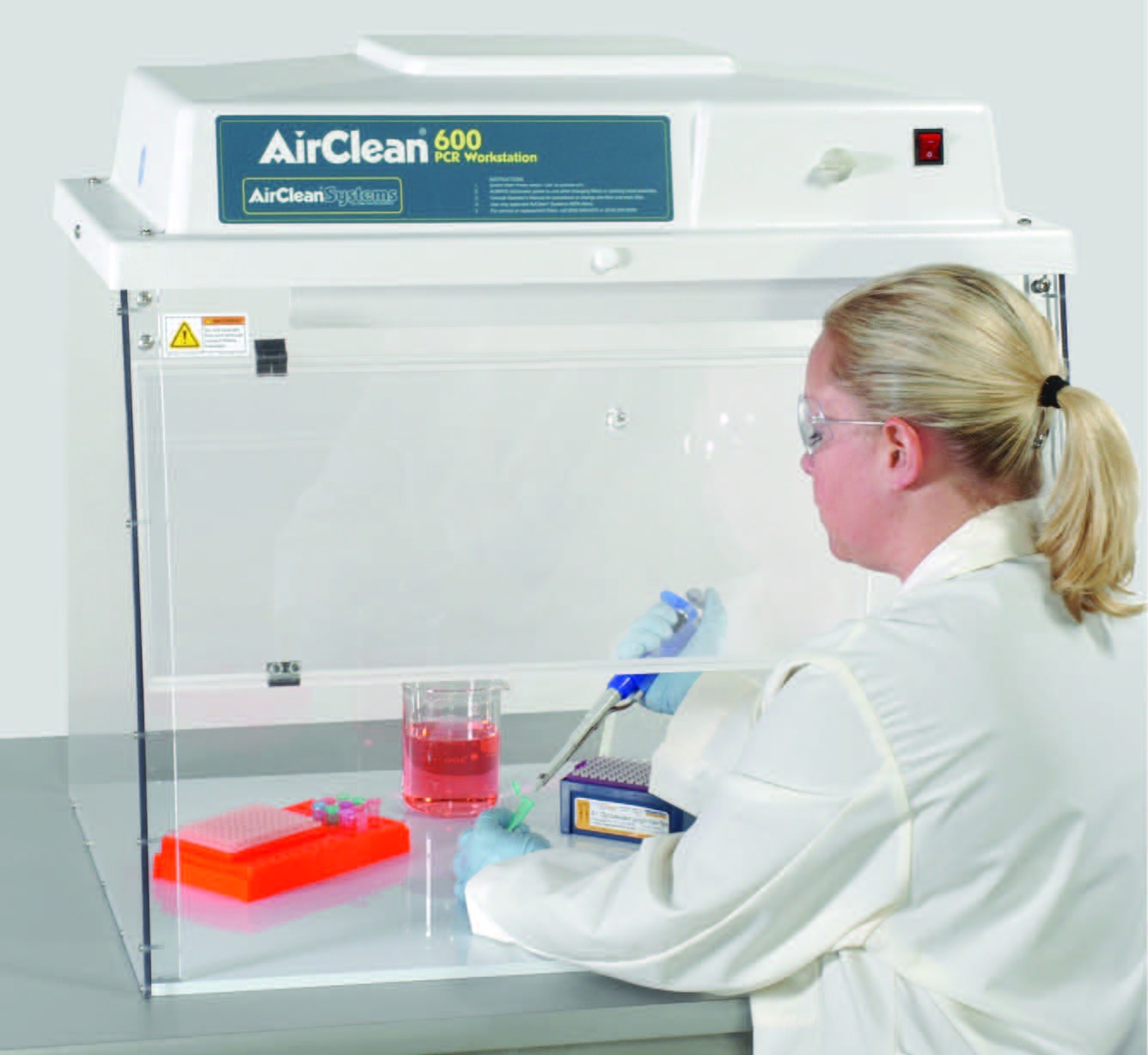 美国AirClean AC600LFUV 无进气型PCR工作台
