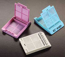 Micromesh 活组织切片盒，单格式，装有盖子