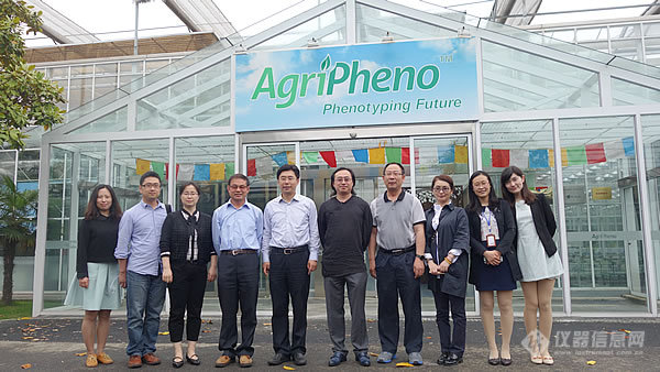 中科院遗传所杨维才所长一行参观AgriPheno™平台