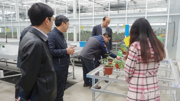 山东农业大学教授魏珉和李清明一行参观考察agripheno平台