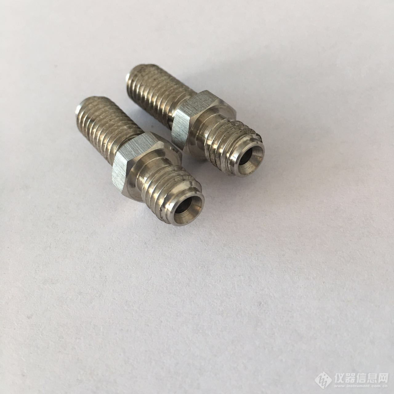 φ3.1/3.3 UNF5/16-20 不锈钢外丝过壁两通 _参数_价格-仪器信息网