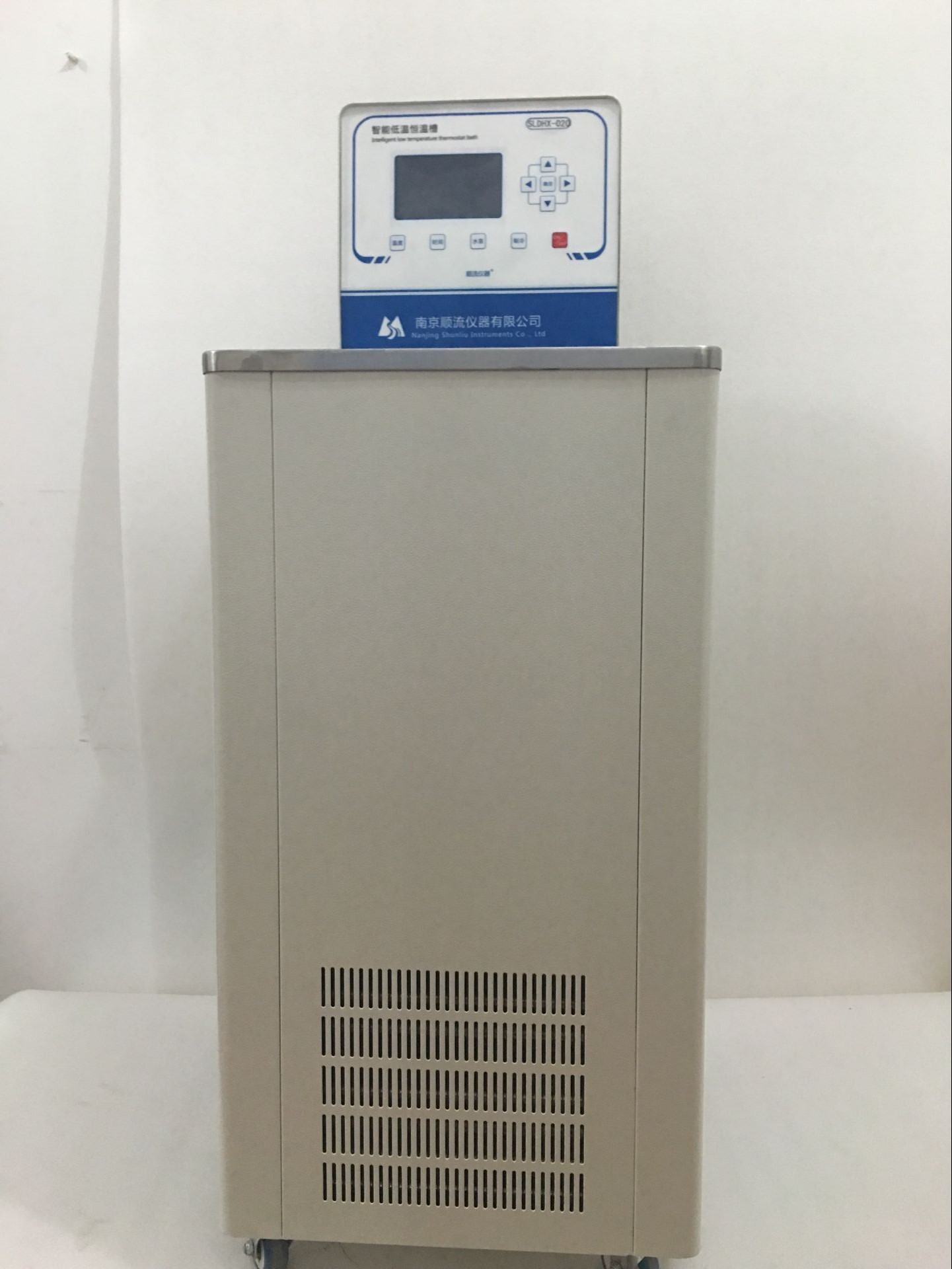 低温恒温循环器SLDHX-2008