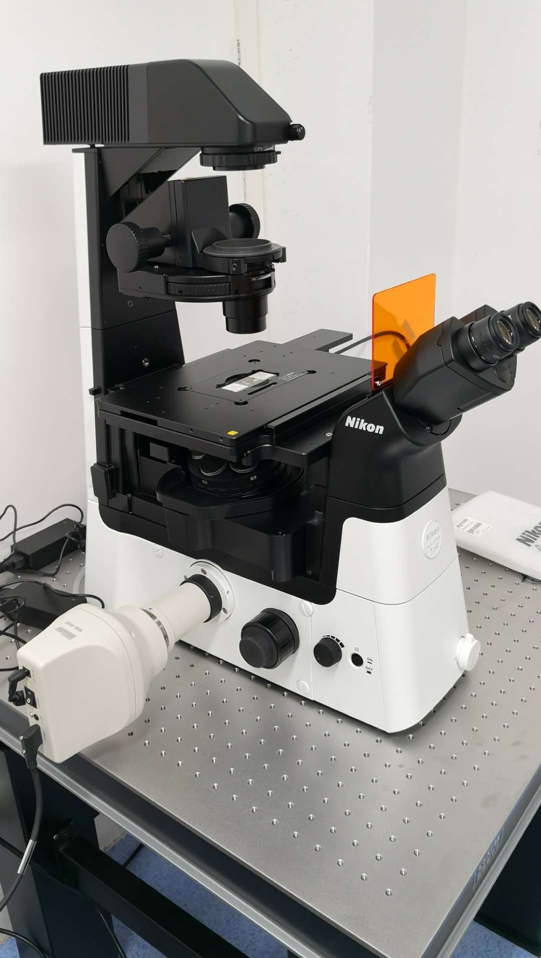 尼康Ti2-U倒置荧光显微镜