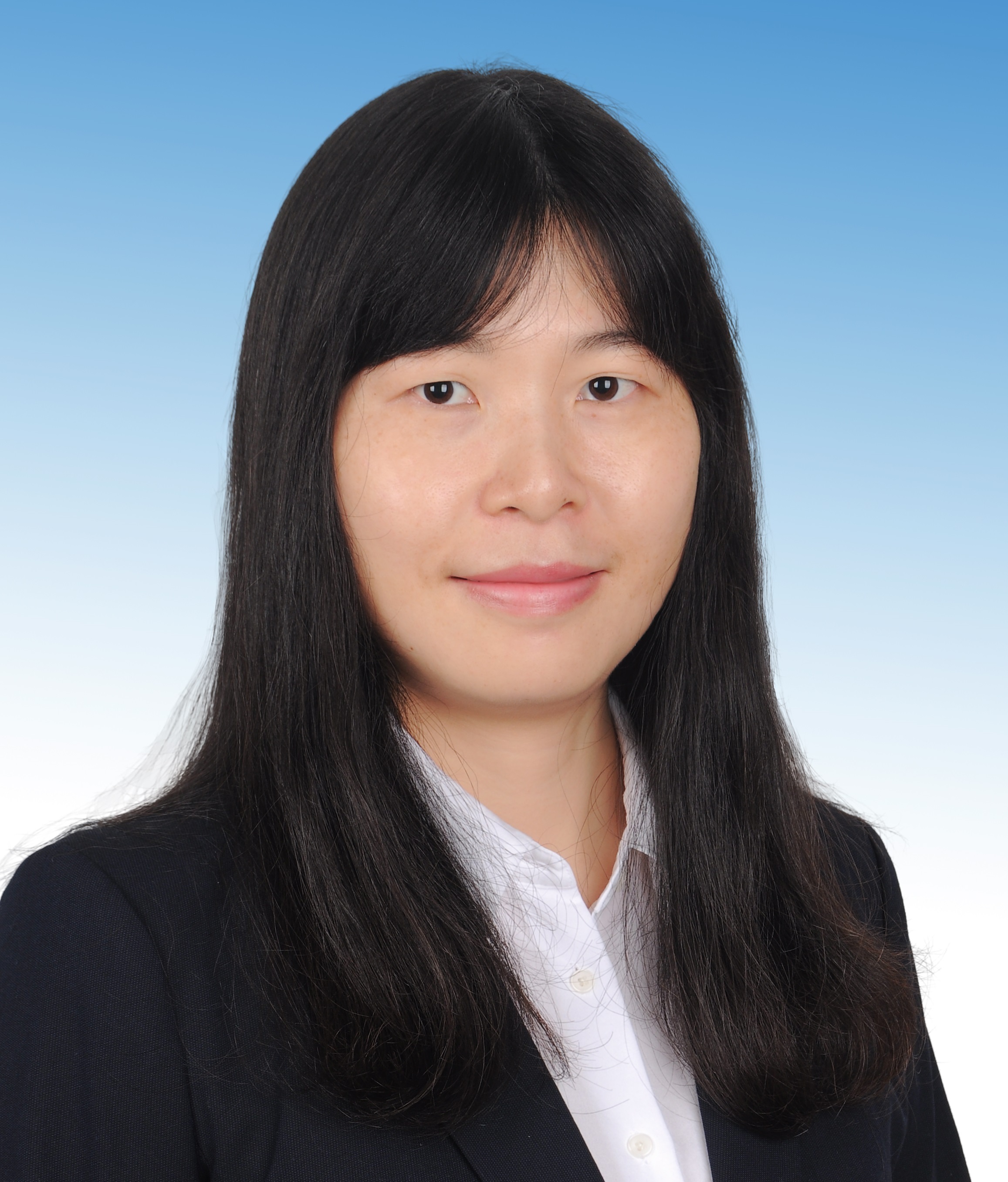 分析化学博士（核磁共振方向），毕业于中国科学院武汉磁共振中心，现任布鲁克BIOSPIN AIC部门高级现场应用专家。