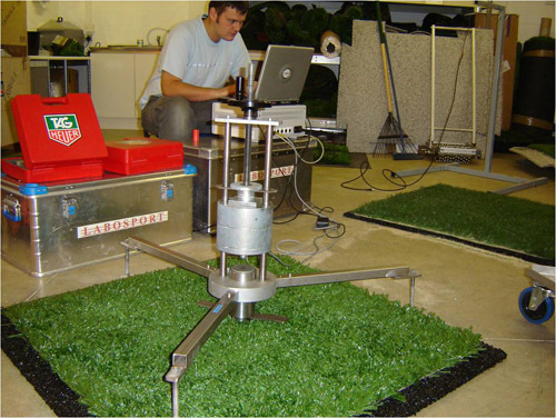 人造草坪冲击吸收和垂直变形测试仪