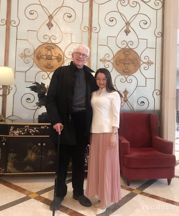 2019年经济诺贝尔奖_...2009年诺贝尔经济学奖得主、美国经济学家埃莉诺·奥斯特罗姆发表...(2)