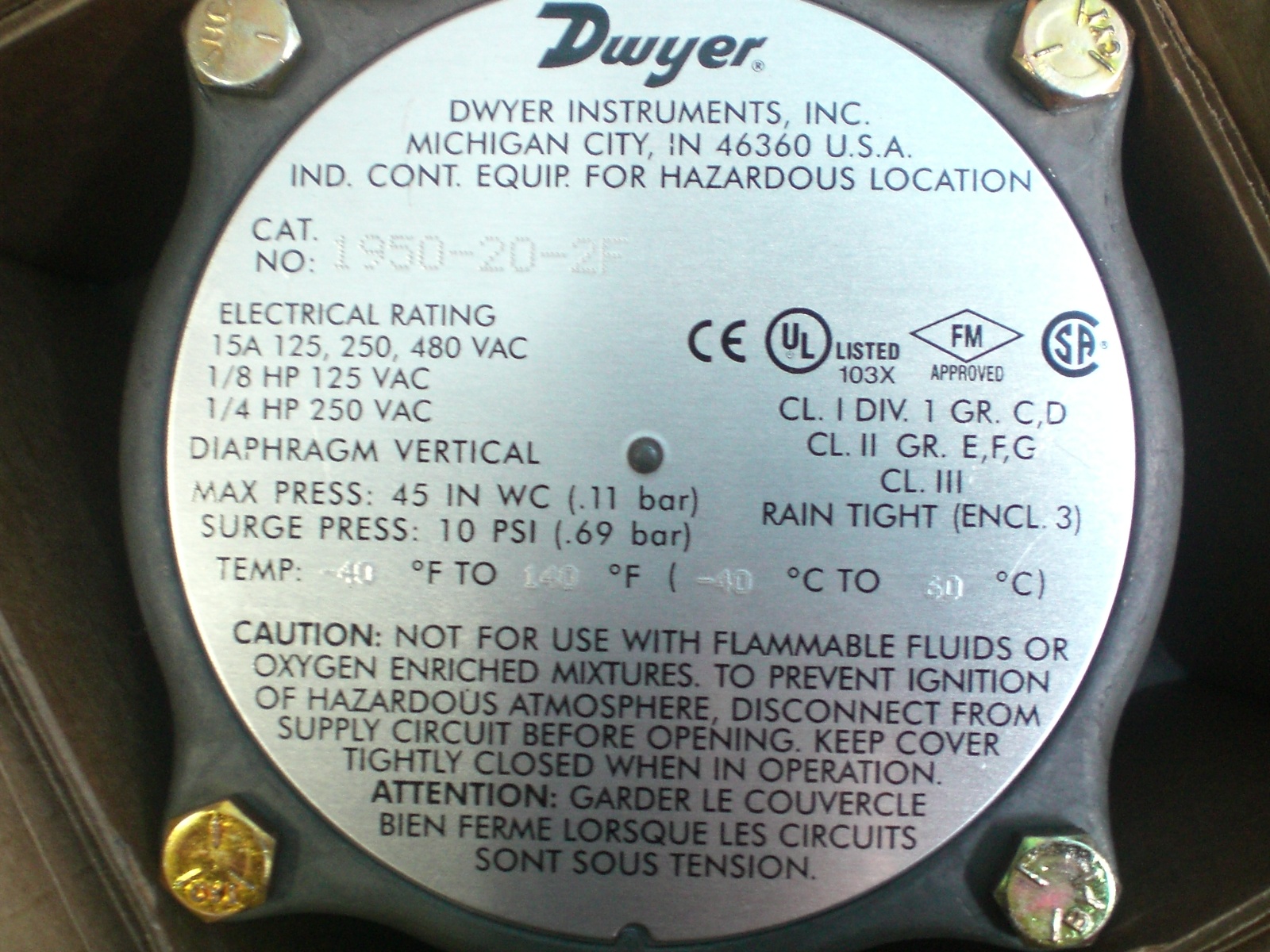 美国dwyer1950-20-2F 防爆差压开关