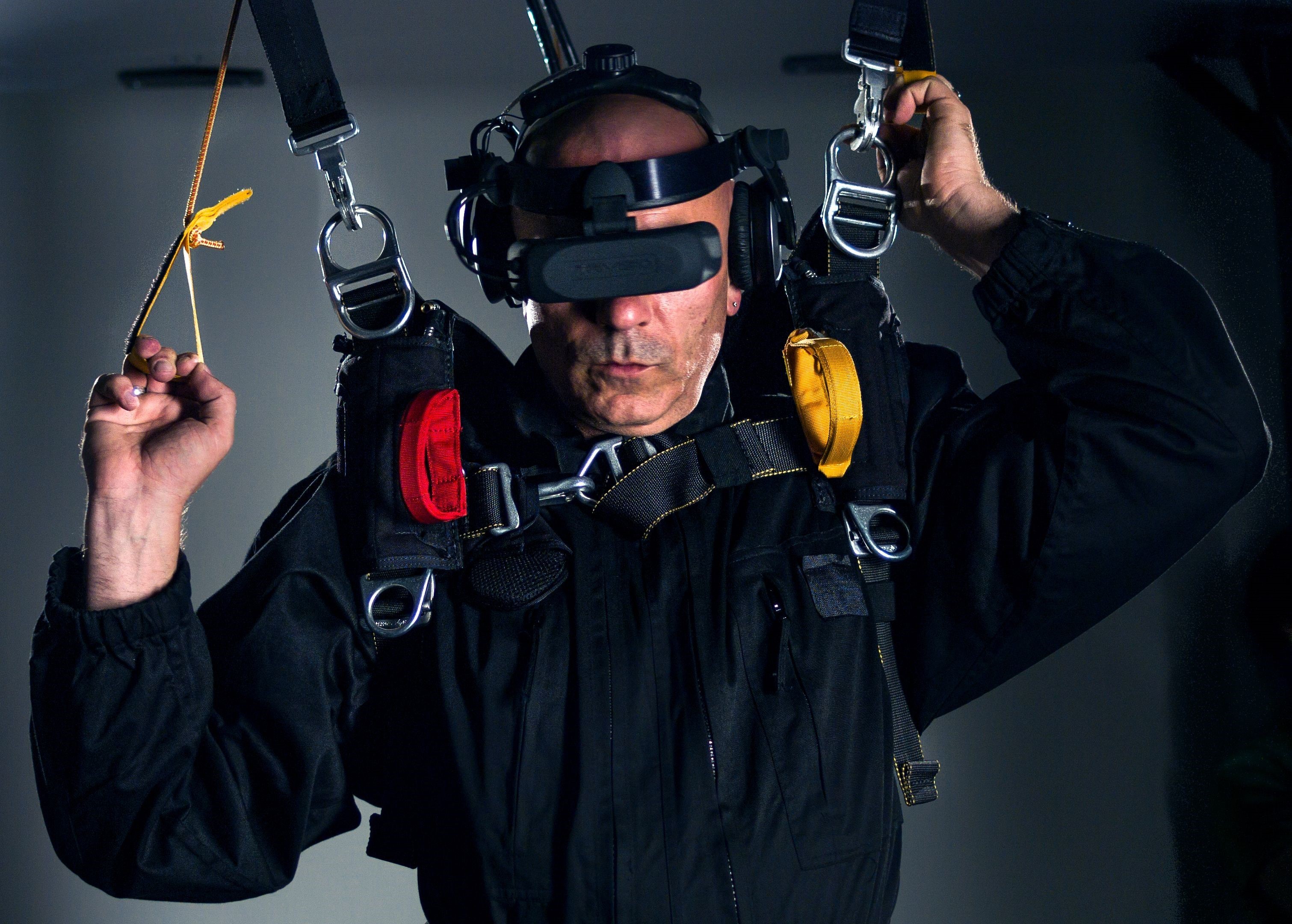跳伞训练模拟器 降落伞练习模拟系统