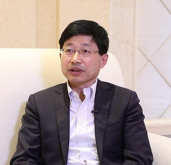 ��𰣶�ĬƷ�ƹ��£������ÿ�ѧ�����ƶ���ᷢչ