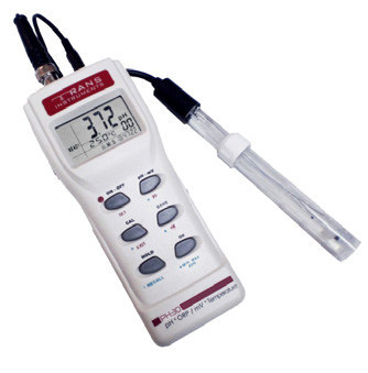 普迈WIGGENS pH60 便携式/ 台式pH 测量仪