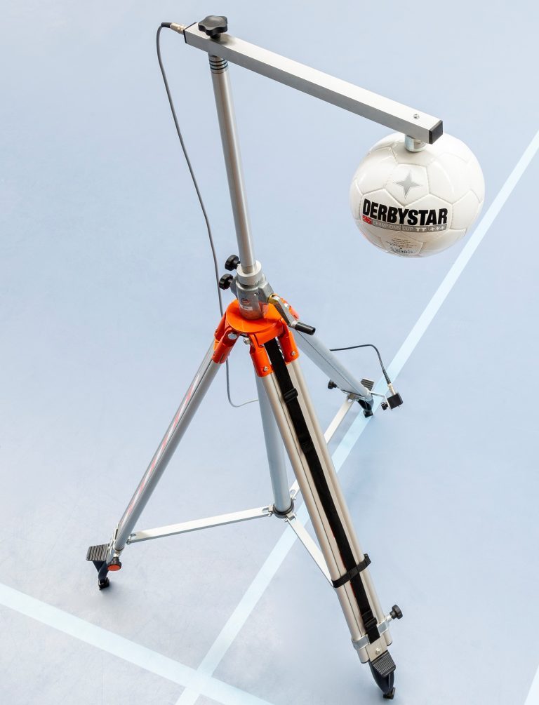 DELTEC 垂直球反弹测试仪   