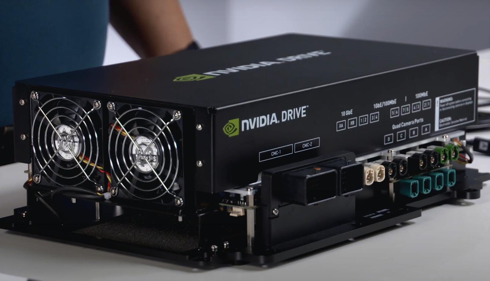 英伟达Nvidia自动驾驶芯片DRIVE AGX开发平台