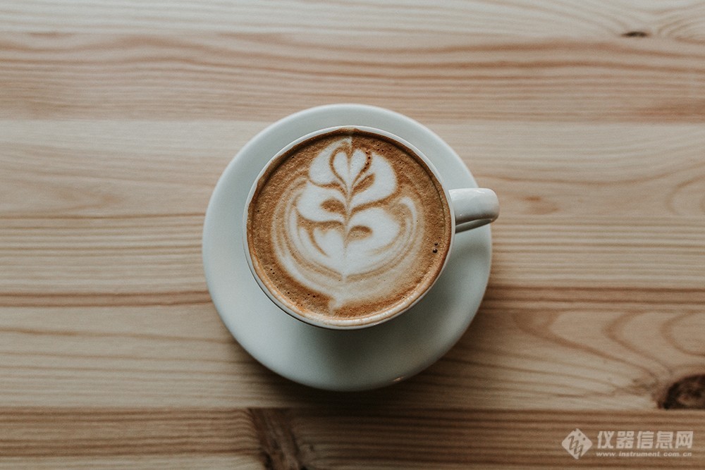 coffee-in-white-ceramic-teacup-on-white-ceramic-suacer-894696.jpg