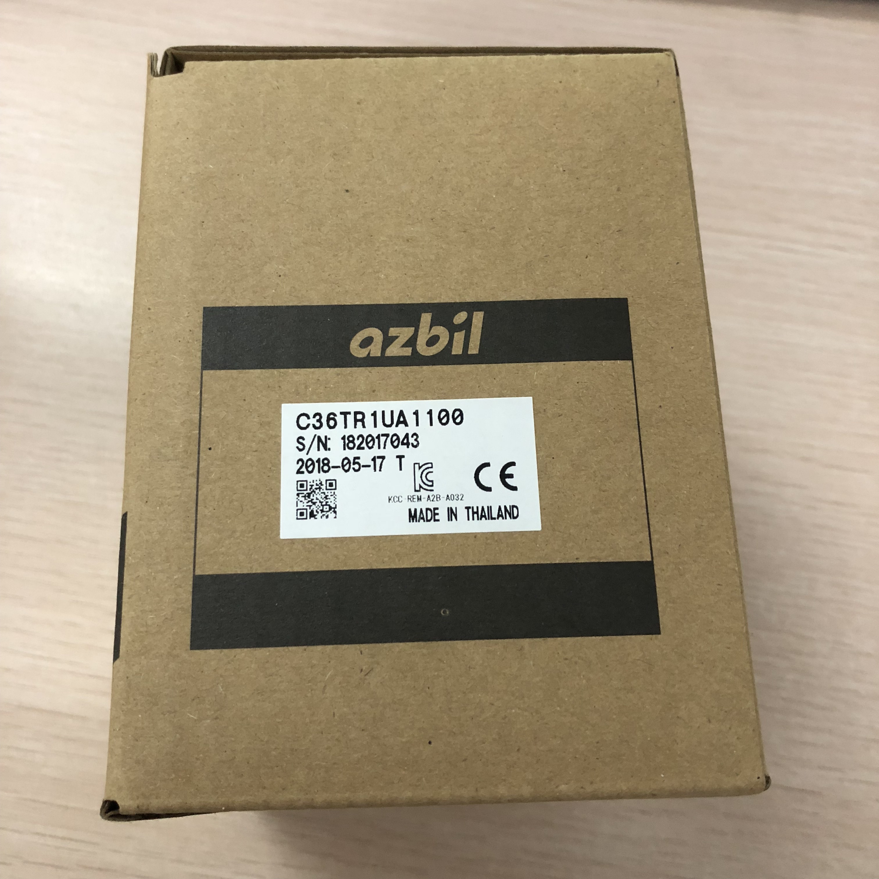 山武azbil-C36TR1UA1100-温度控制器