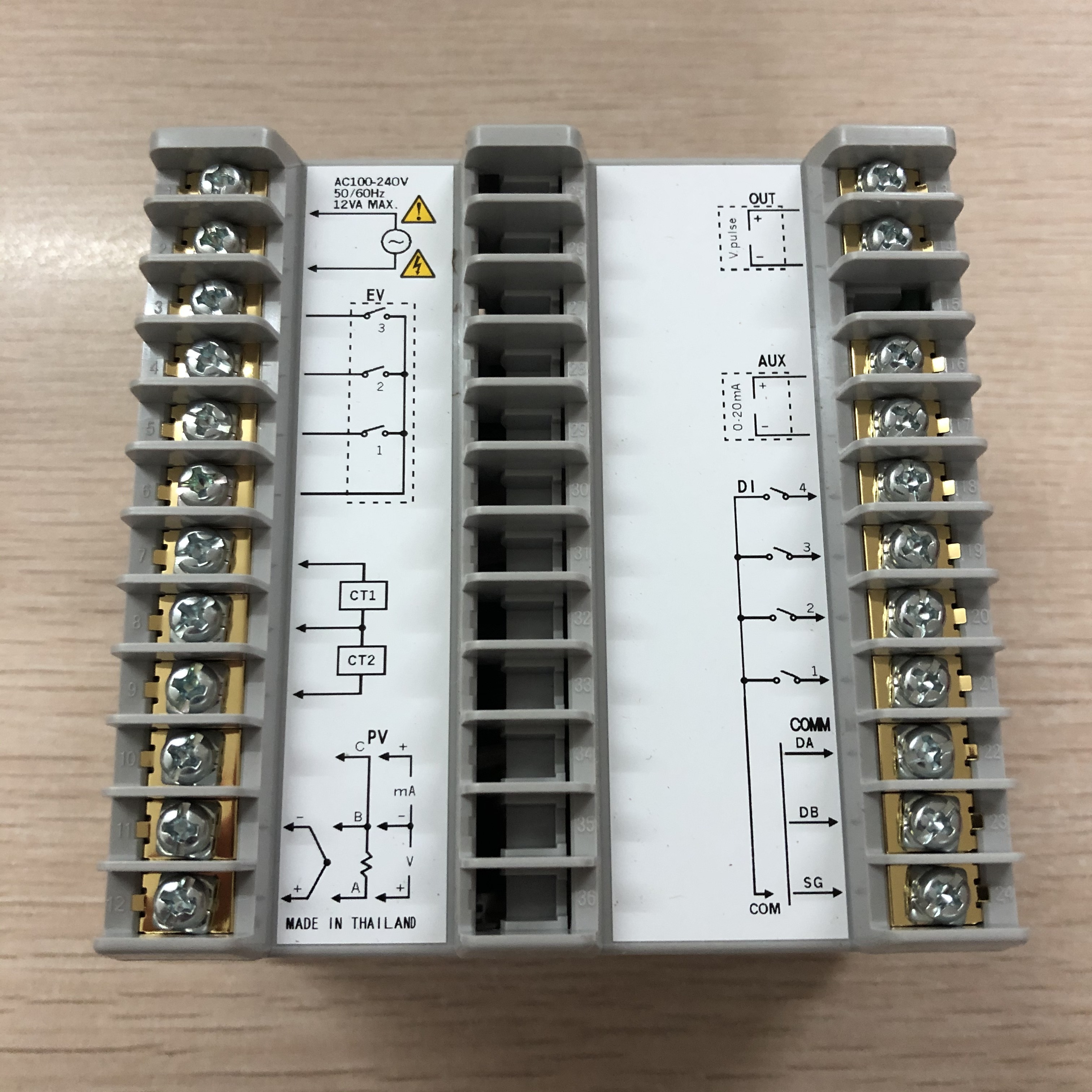 山武azbil-C36TV0UA2200-温度控制器