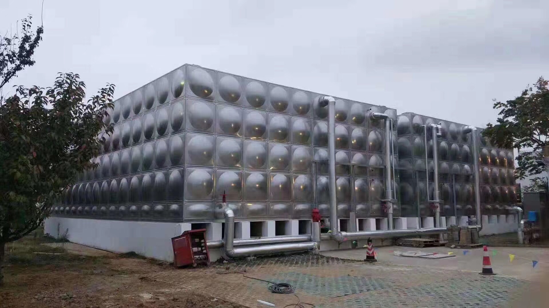 供应组合730立方大型水箱 新型玻璃钢水箱