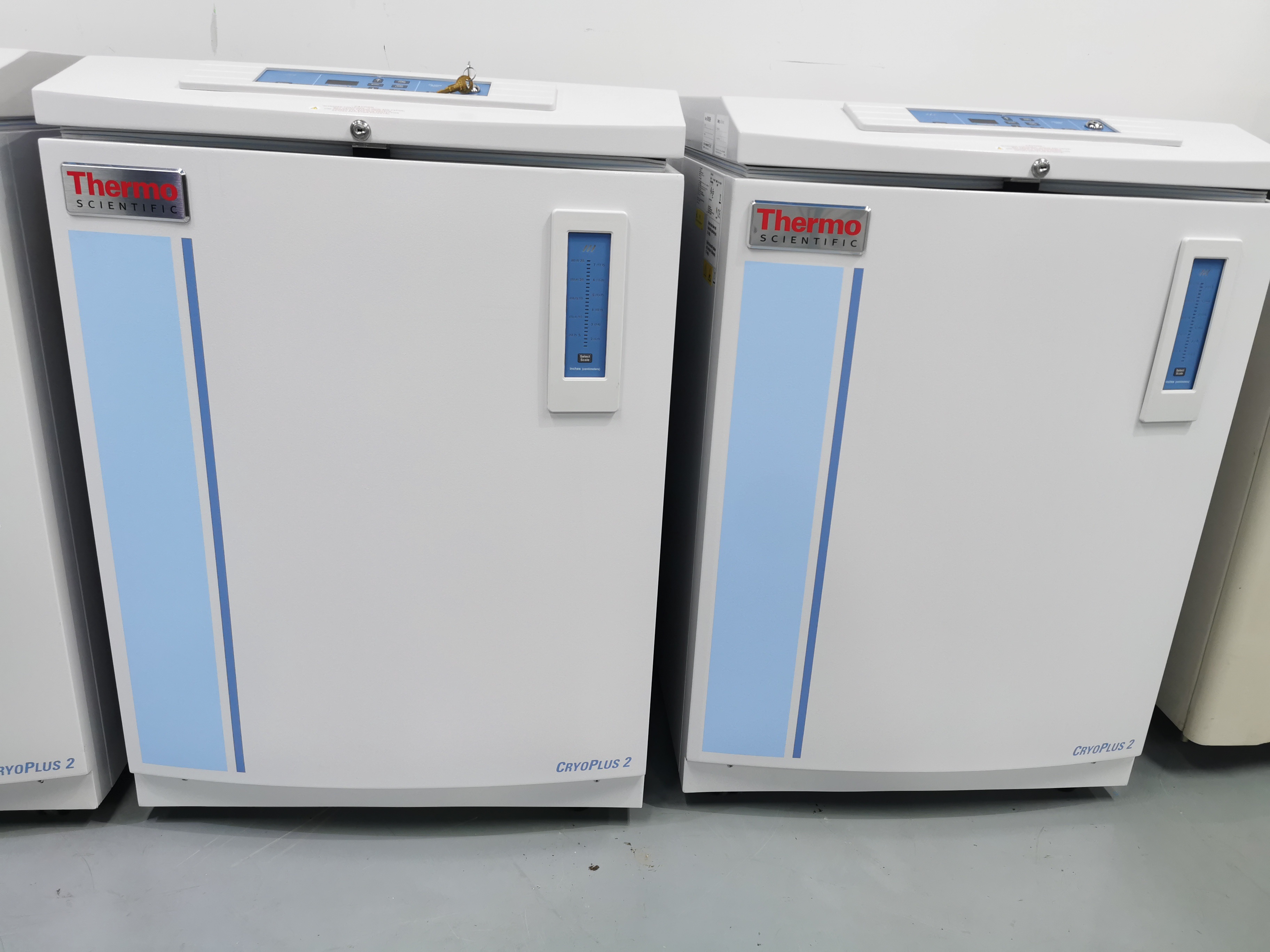 二手CryoPlus液氮储存箱，液氮容量：200L