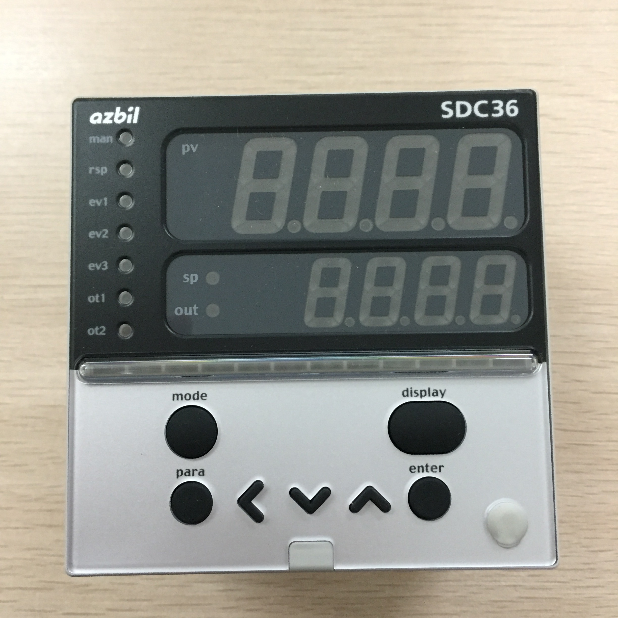 山武azbil温度控制器C36TR1UA1000