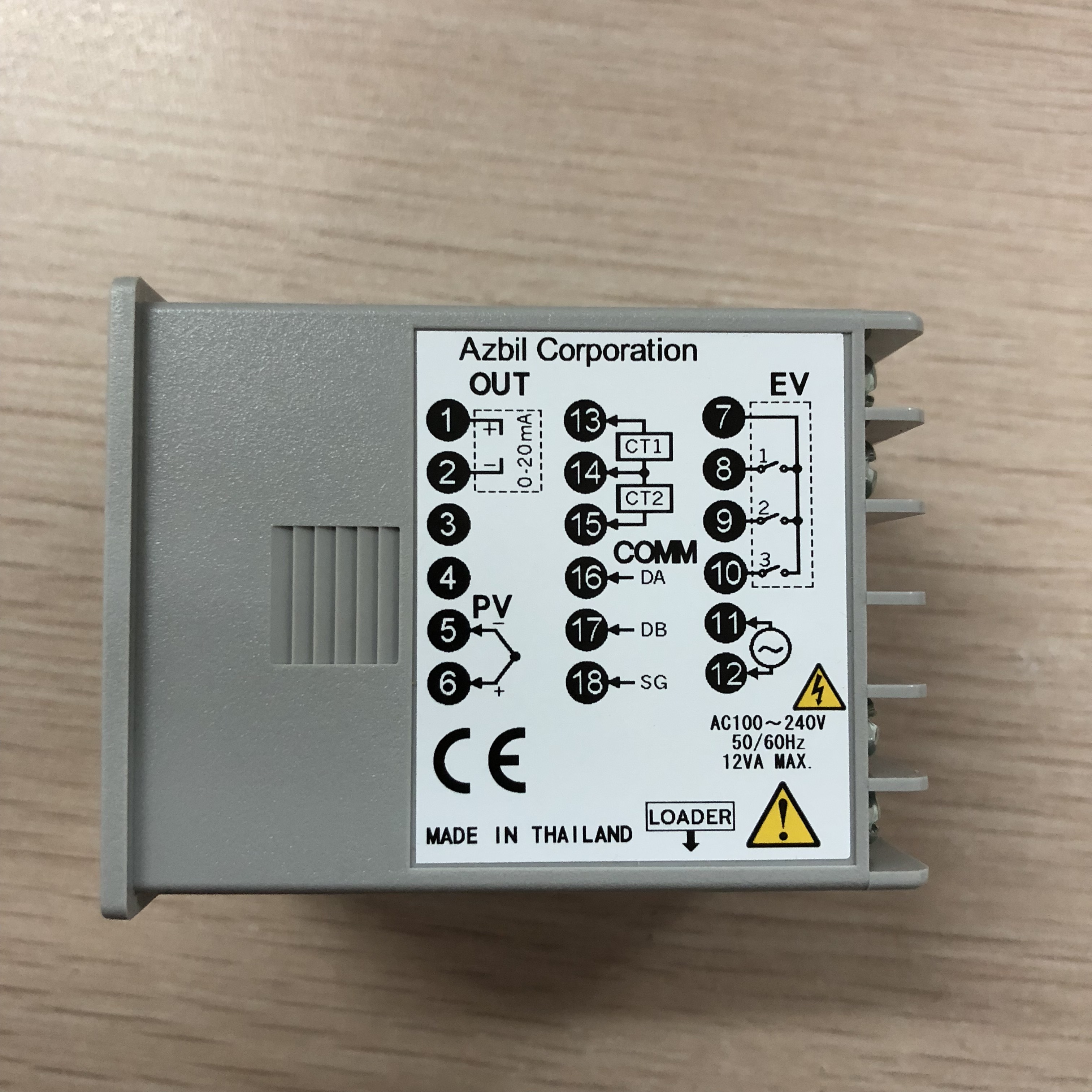 山武温控器AZBIL数字显示温控器C15MTC0TA0300