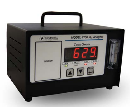 BACHARACH  便携式氧气分析仪 Neutronics 7100P