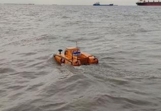 青岛路博水质监测采样无人船自动采样监测水质LB-WD90