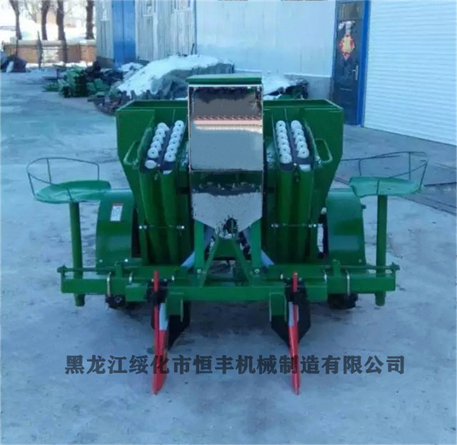 黑龙江哈尔滨恒丰牌2CM-2型大垄双行土豆种植机