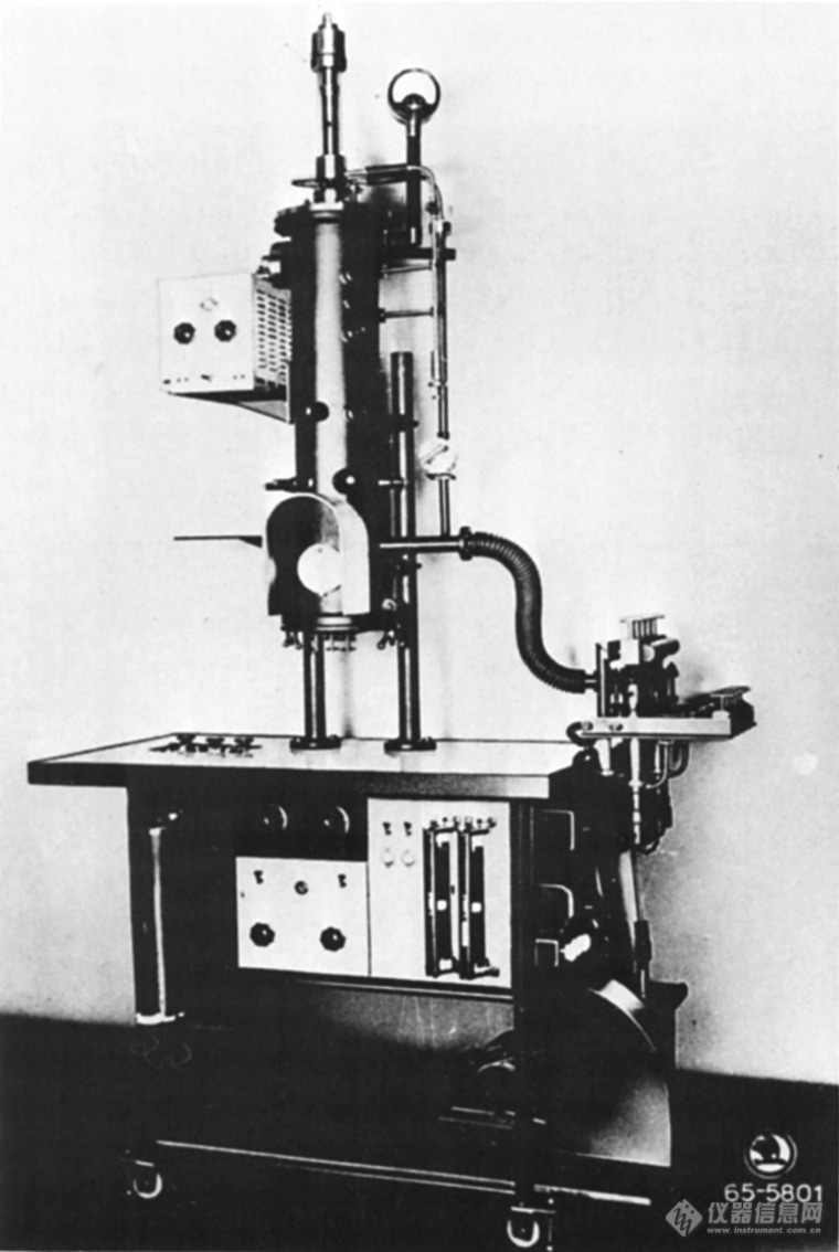 图1 Bláha教授1938年设计的连续抽真空示波器.png