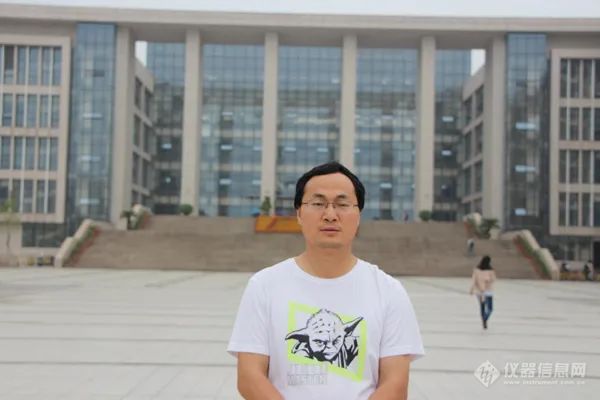 广州大学王家海教授团队在纳米孔单分子计数器和纳米孔整流器领域的系统性成果