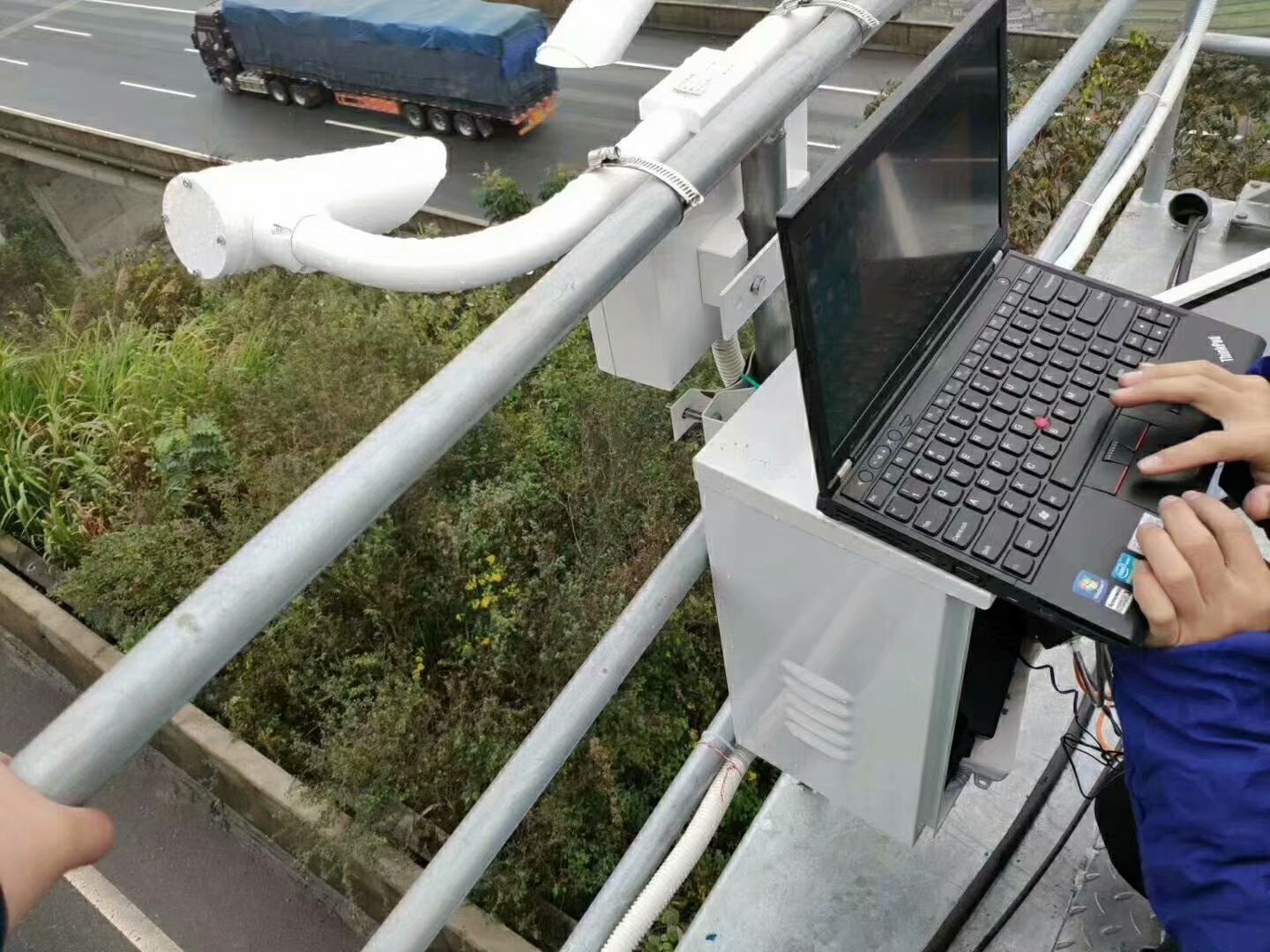 高速公路能见度及路面状况在线监测系统 道路能见度气象监测站