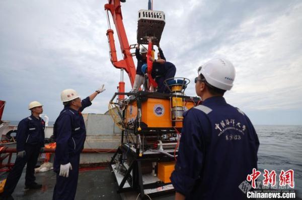 中国自主研发首个深海原位拉曼光谱实验室在南海实现常态化运行