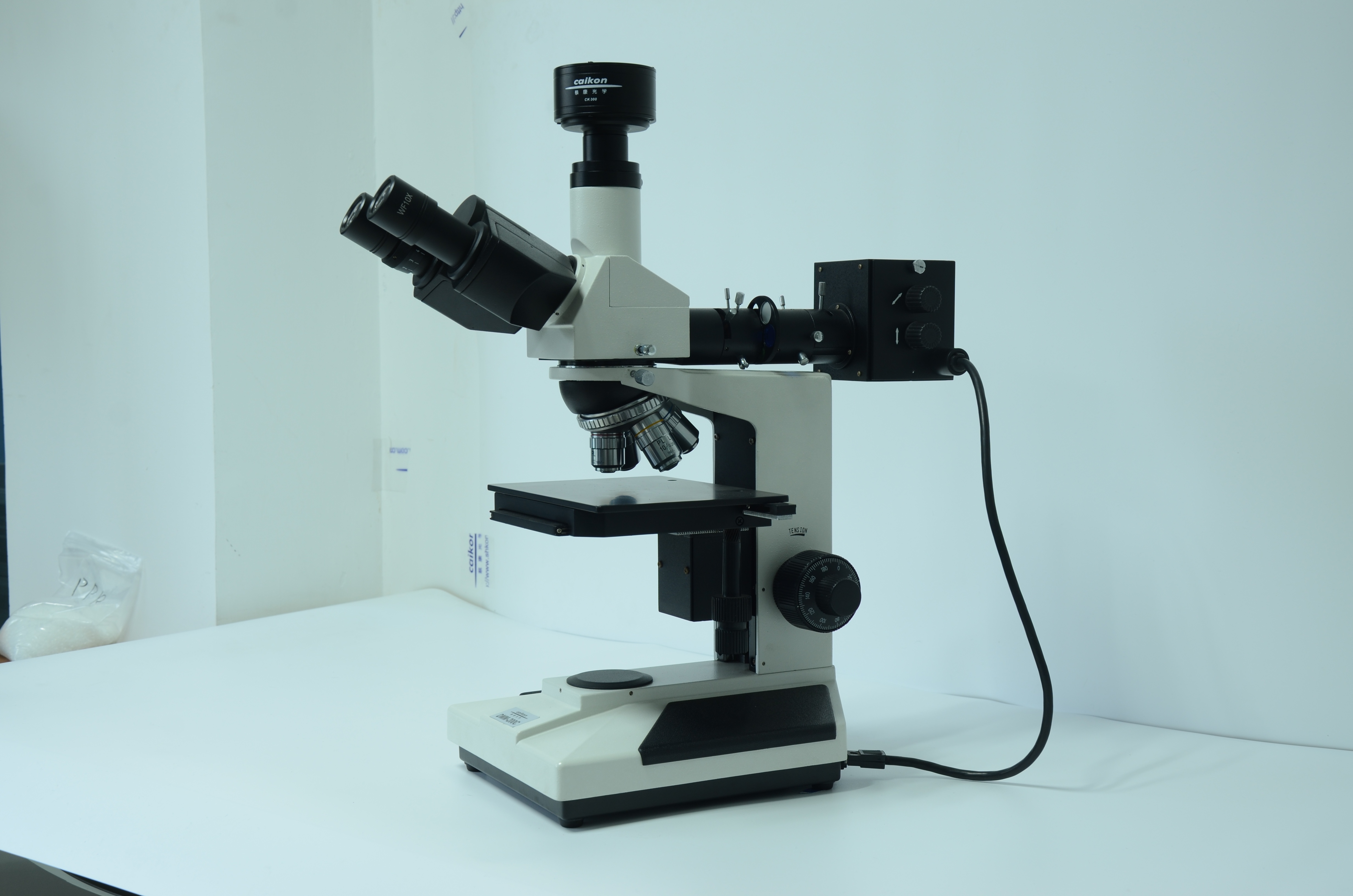 蔡康正置金相显微镜电子芯片镀层检测显微镜DMM-200C
