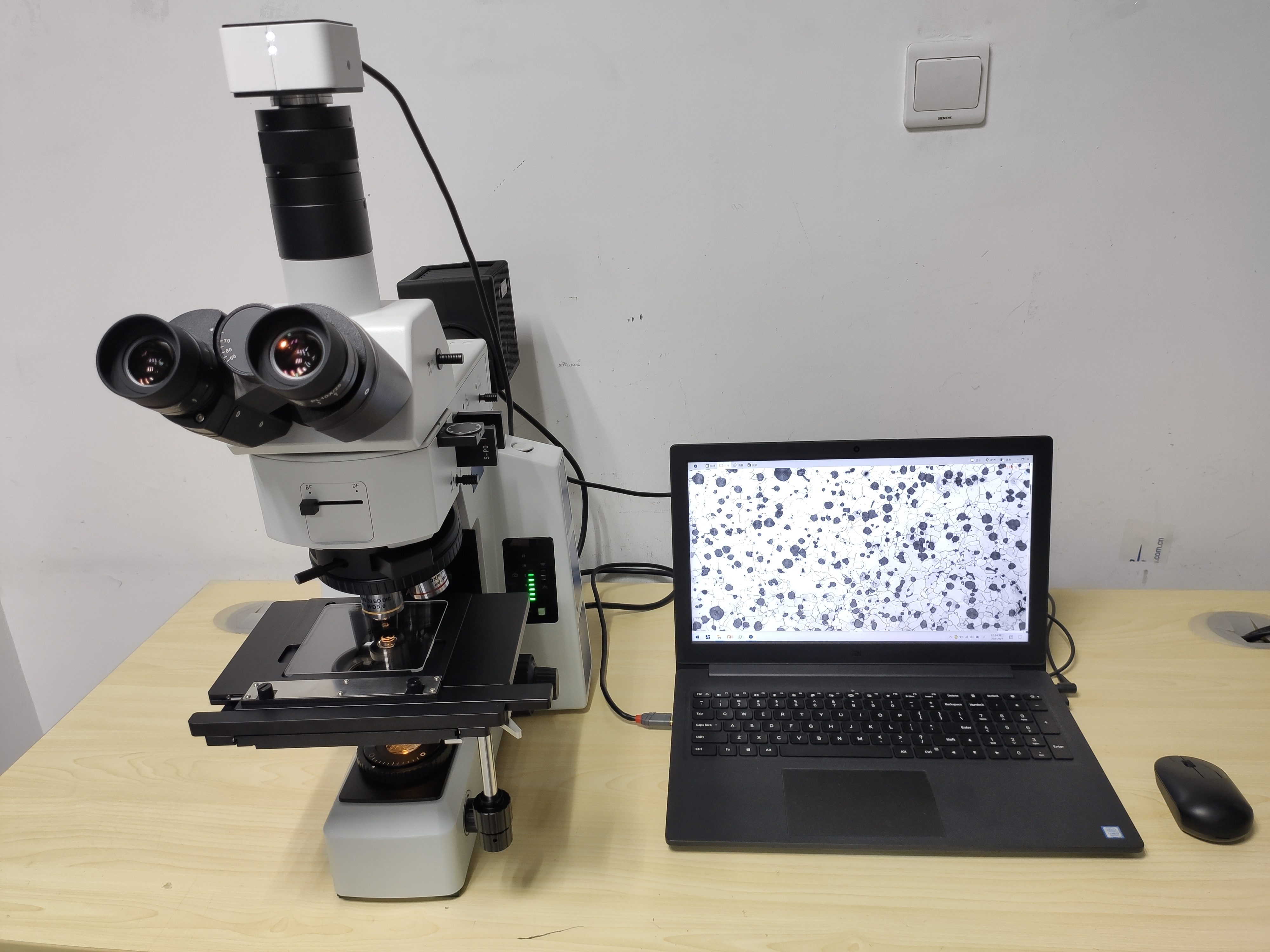 蔡康研究型金相显微镜工业级显微镜明暗场微分观察MCK-50MC