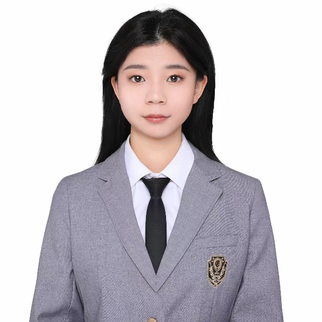 李欣彤