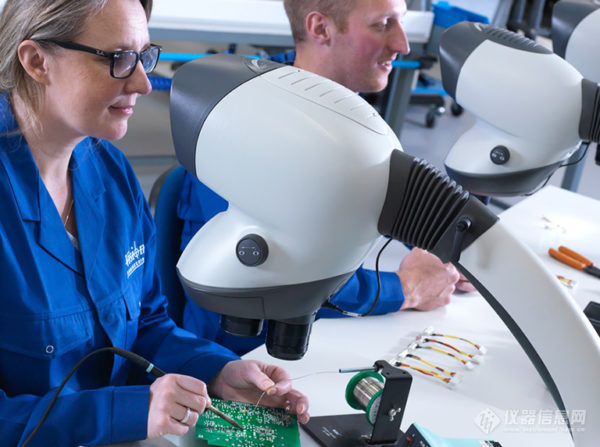 01-Mantis-soldering-768x572px-600x447-1.jpg