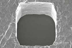 Etching of SiC via holes using SF6 / O2 gas mixture, courtesy of IAP Freiburg, Germany