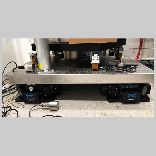 TMC STACIS IIIc 紧凑型有源压电光学平台