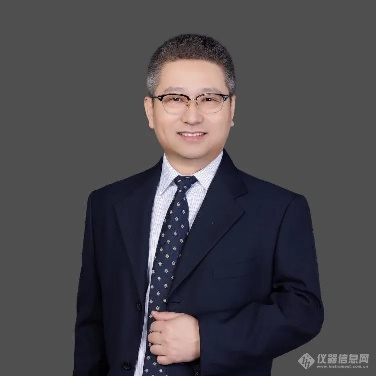 逯刚