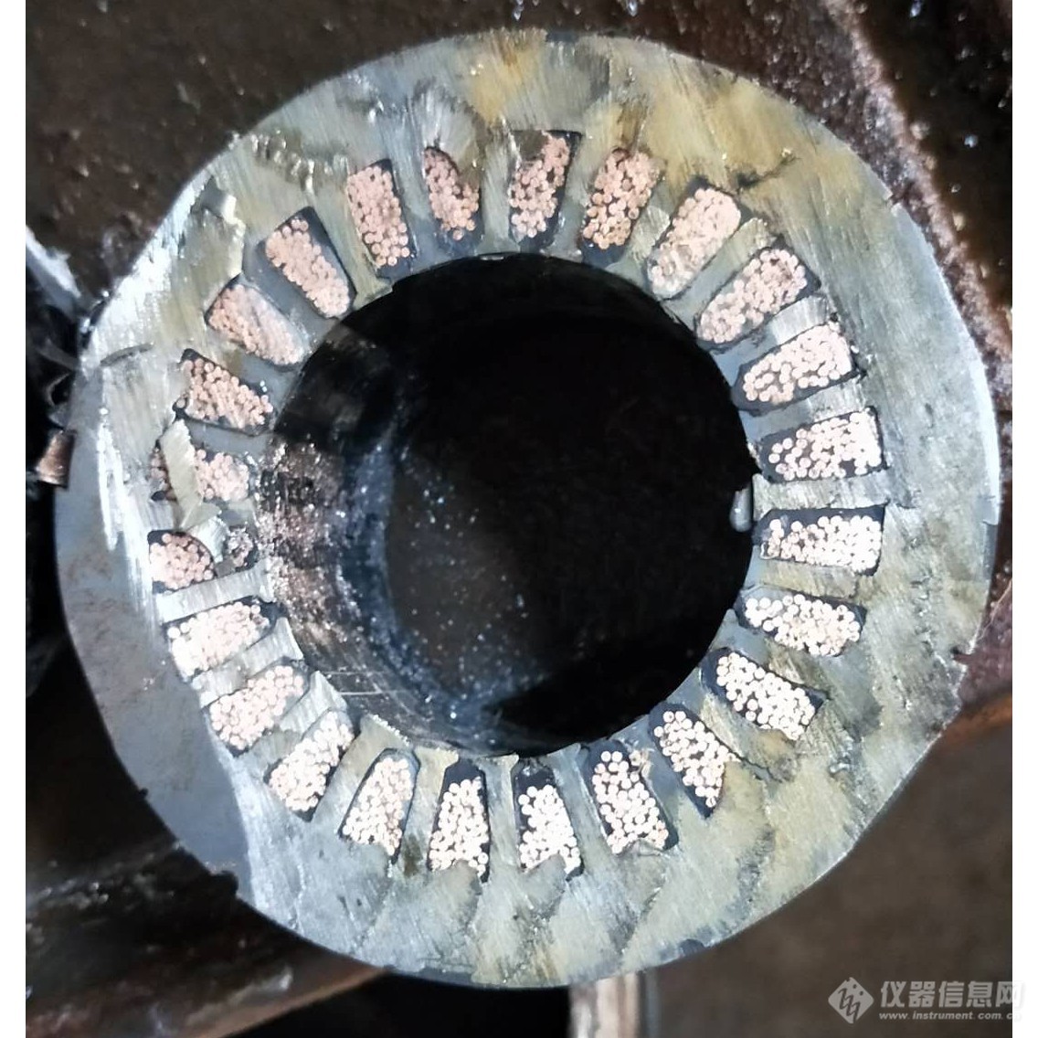 水泵切面.jpg 水泵切面.jpg