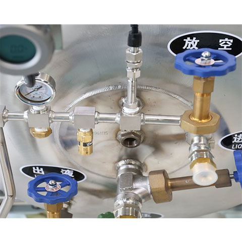 氧氮氩槽车卧式杜瓦罐低压420升DPW650-420-1.59