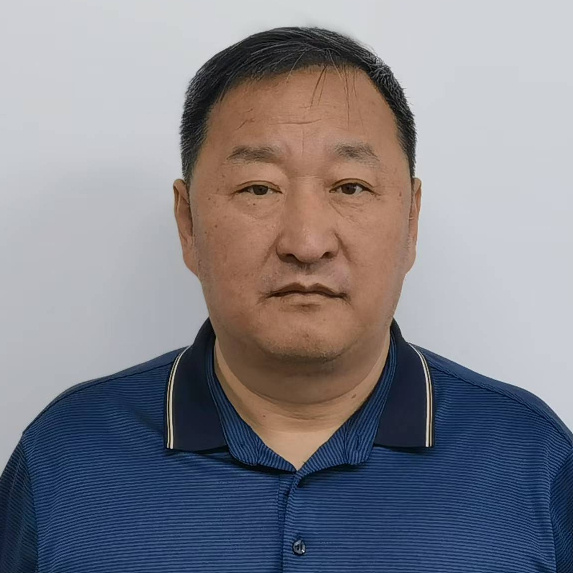 李英东