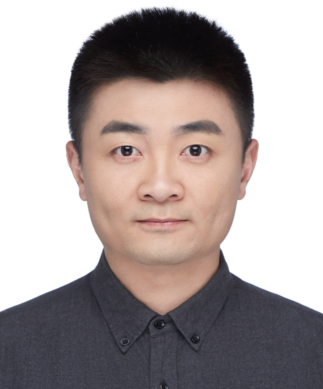 邢万东